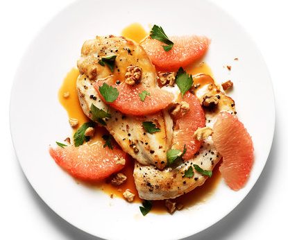 grapefruit with chickenChicken with grapefruit pan sauce