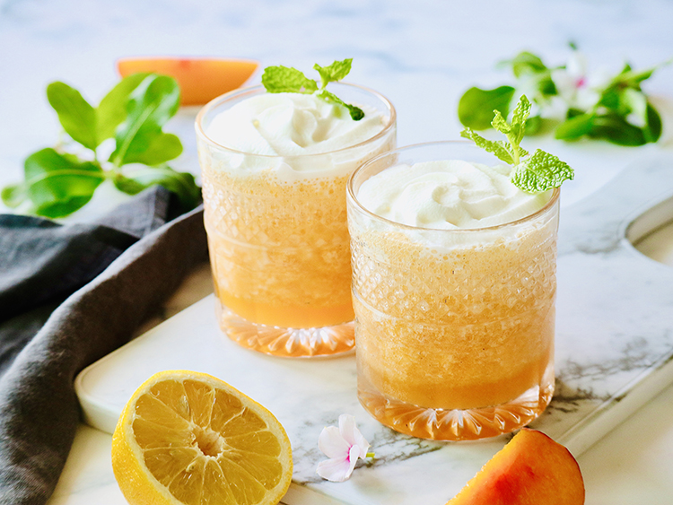 Lemonade Peach Frosé